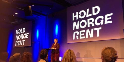 – For en havnasjon som Norge er marin forsøpling et høyaktuelt tema, sa Erna Solberg da hun åpnet årets Hold Norge Rent-konferranse.